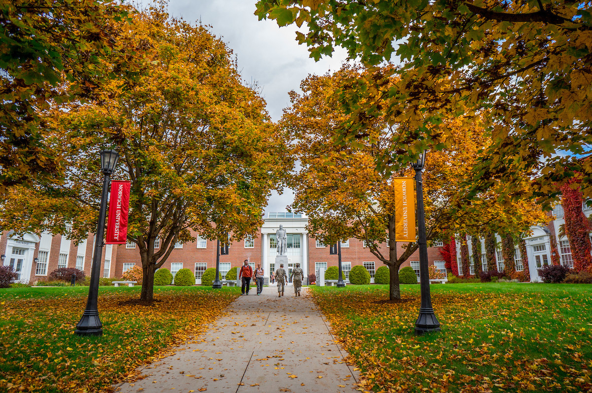 Scenic photos of campus taken over the course of Parents weekend in the Fall of 2015. Photos of a variety of locations on campus for the 2017 Partridge Society Calendar.